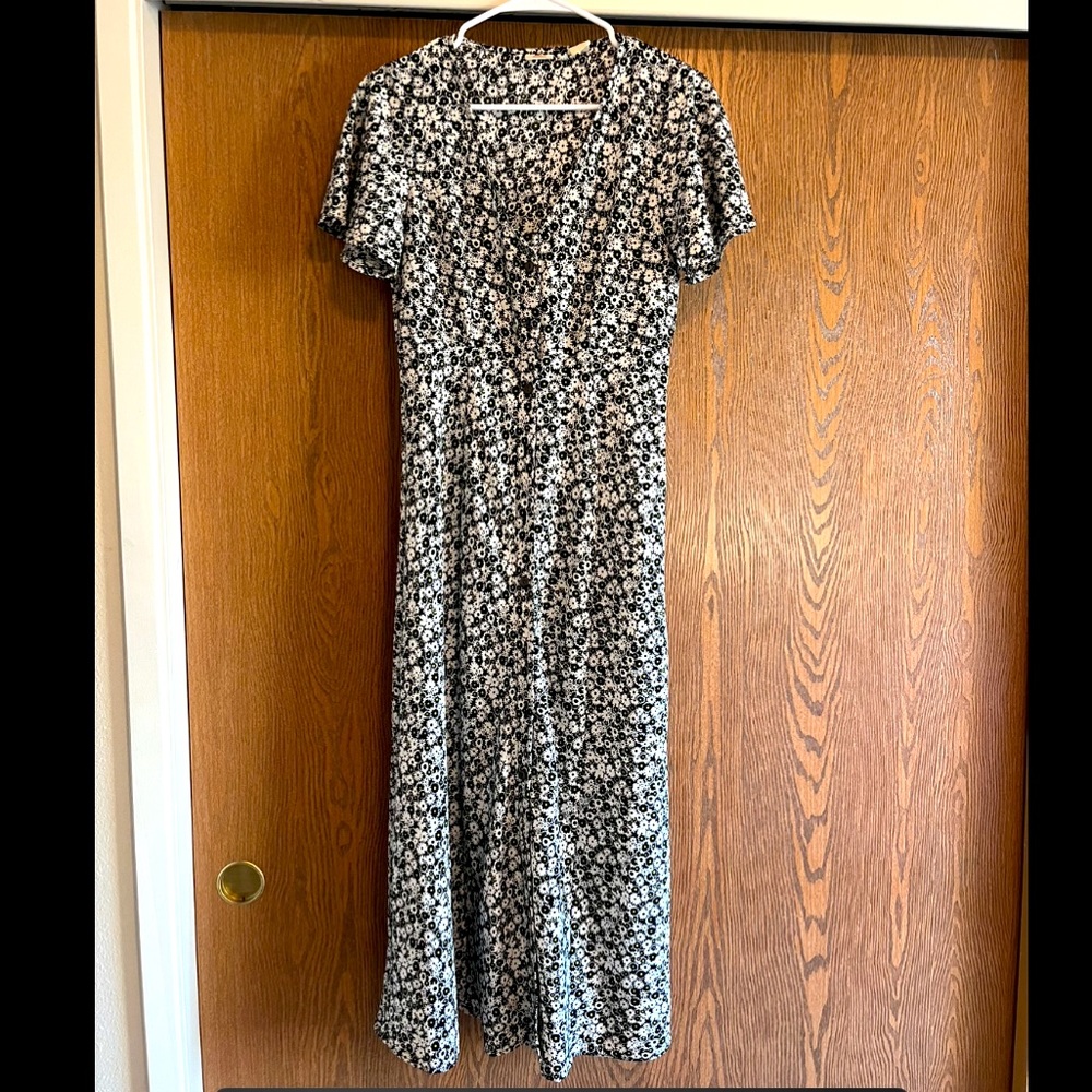 Short-sleeve floral maxi dress by Levi’s